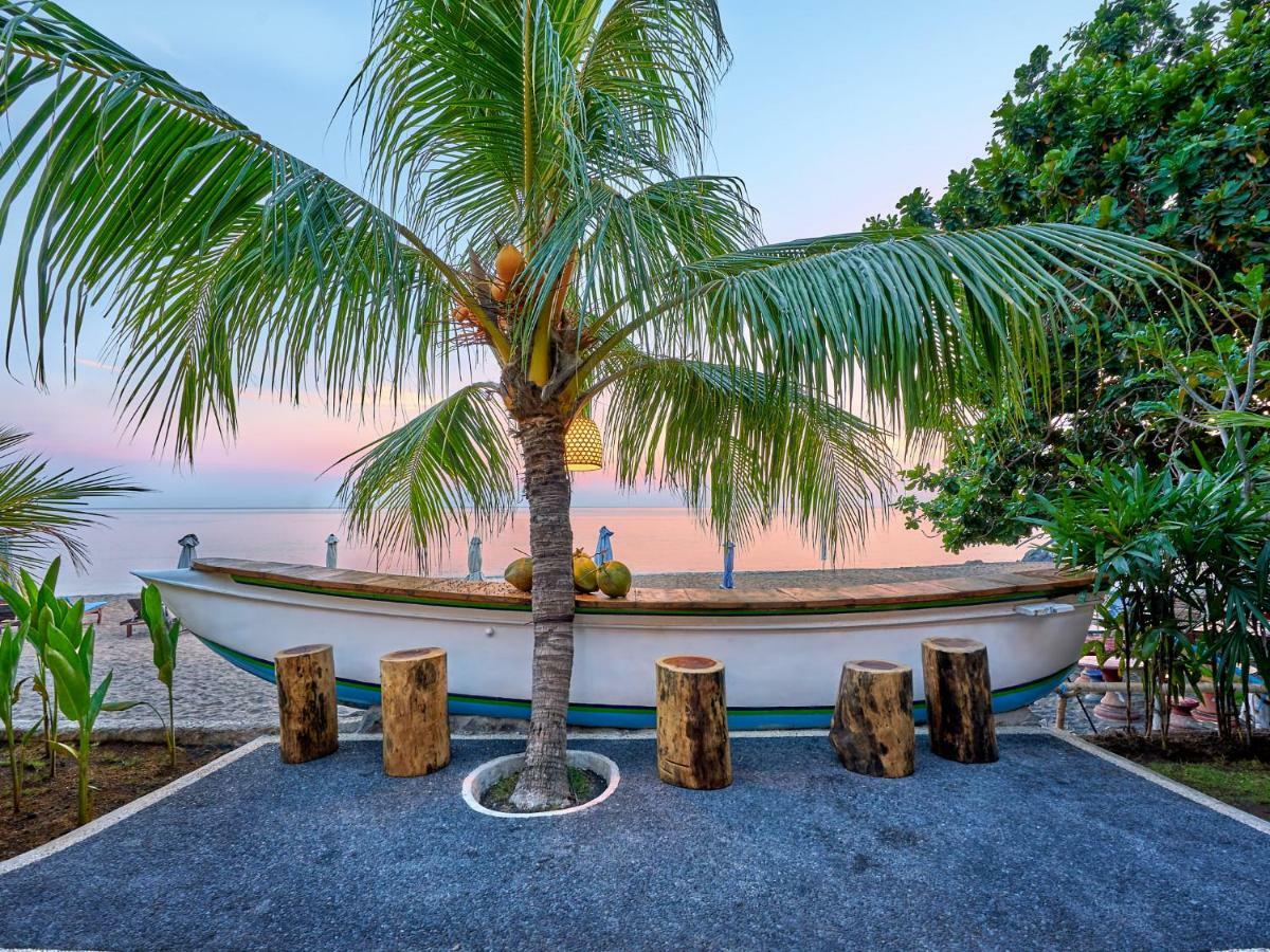 Vienna Beach Resort Amed Екстериор снимка